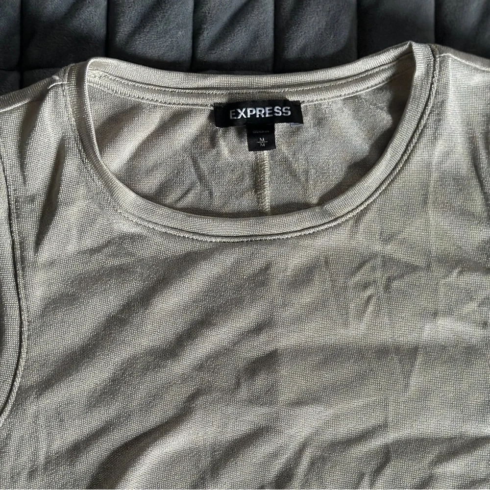 Express Cream Ruched Tank Top - Picture 3 of 4
